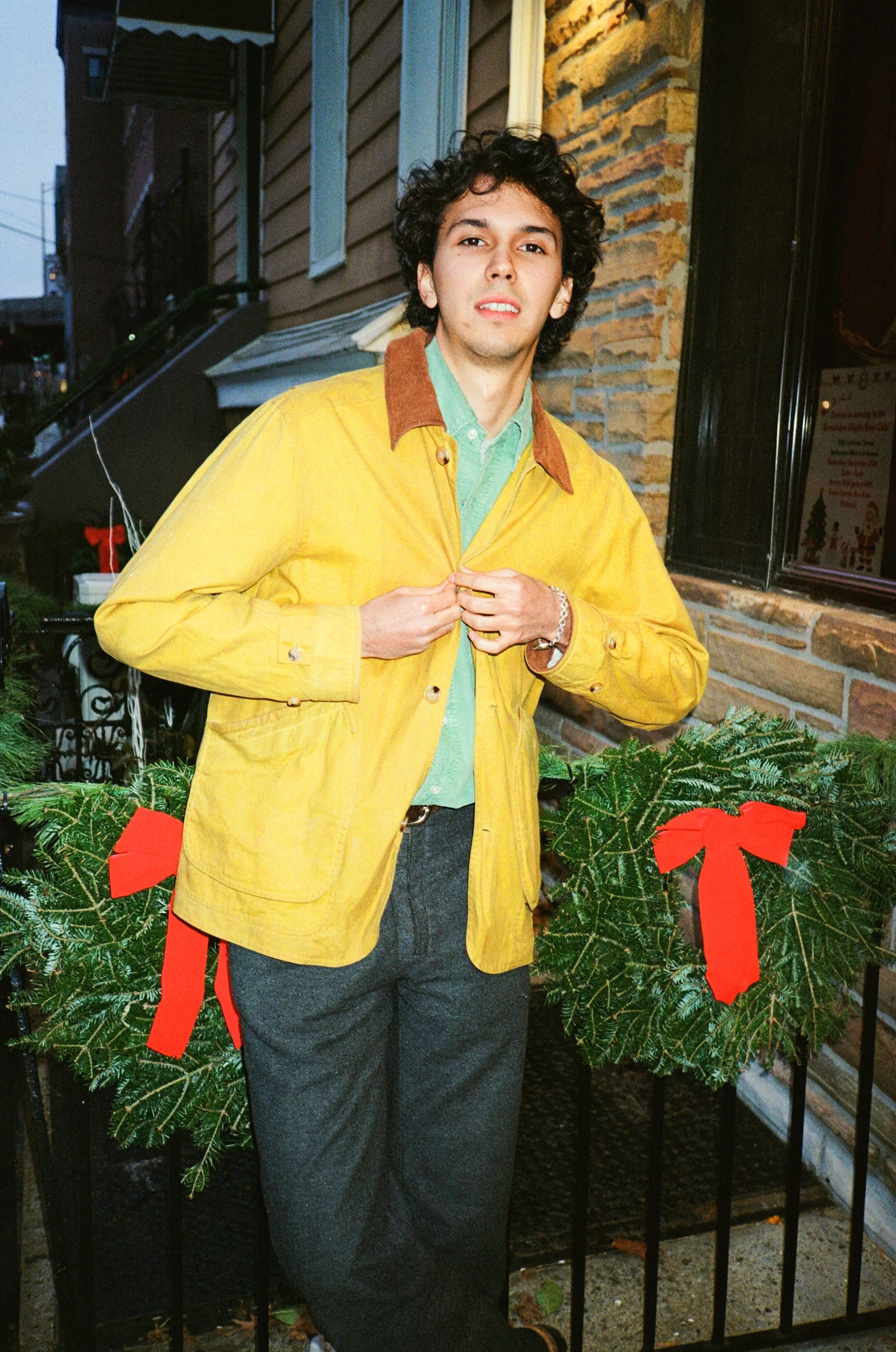 Gamekeeper Jacket in Goldenrod Waxed Canvas - Image 10