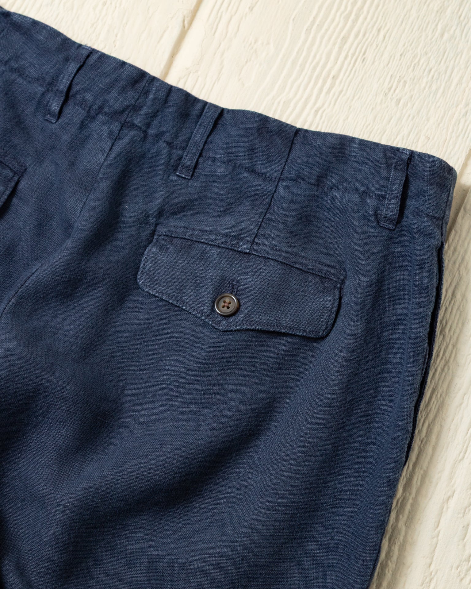 Garment Dyed Linen Camden Short in Navy - Image 3