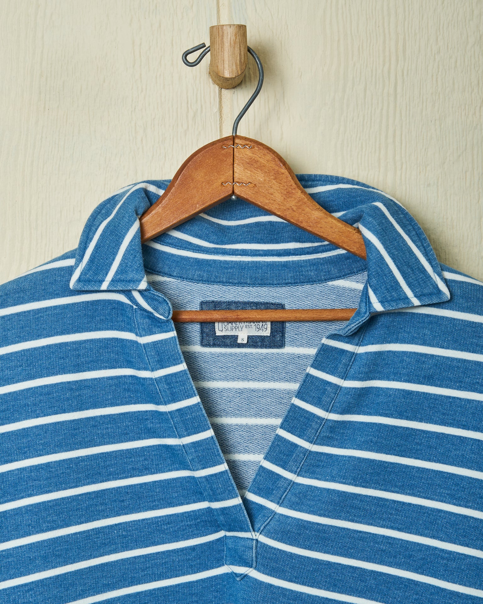 Indigo Inlet Pullover in ¾” Indigo/White Stripe - Image 12