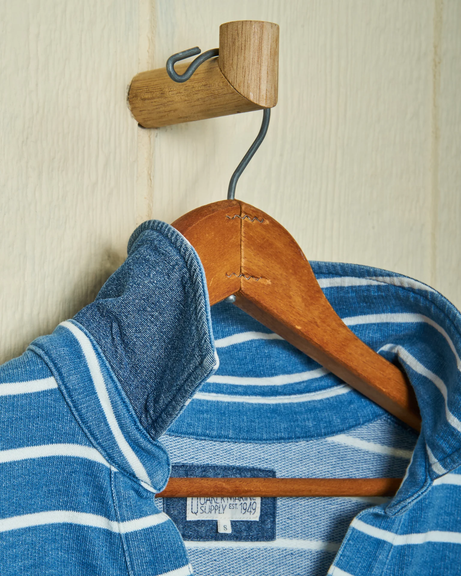 Indigo Inlet Pullover in ¾” Indigo/White Stripe - Image 13