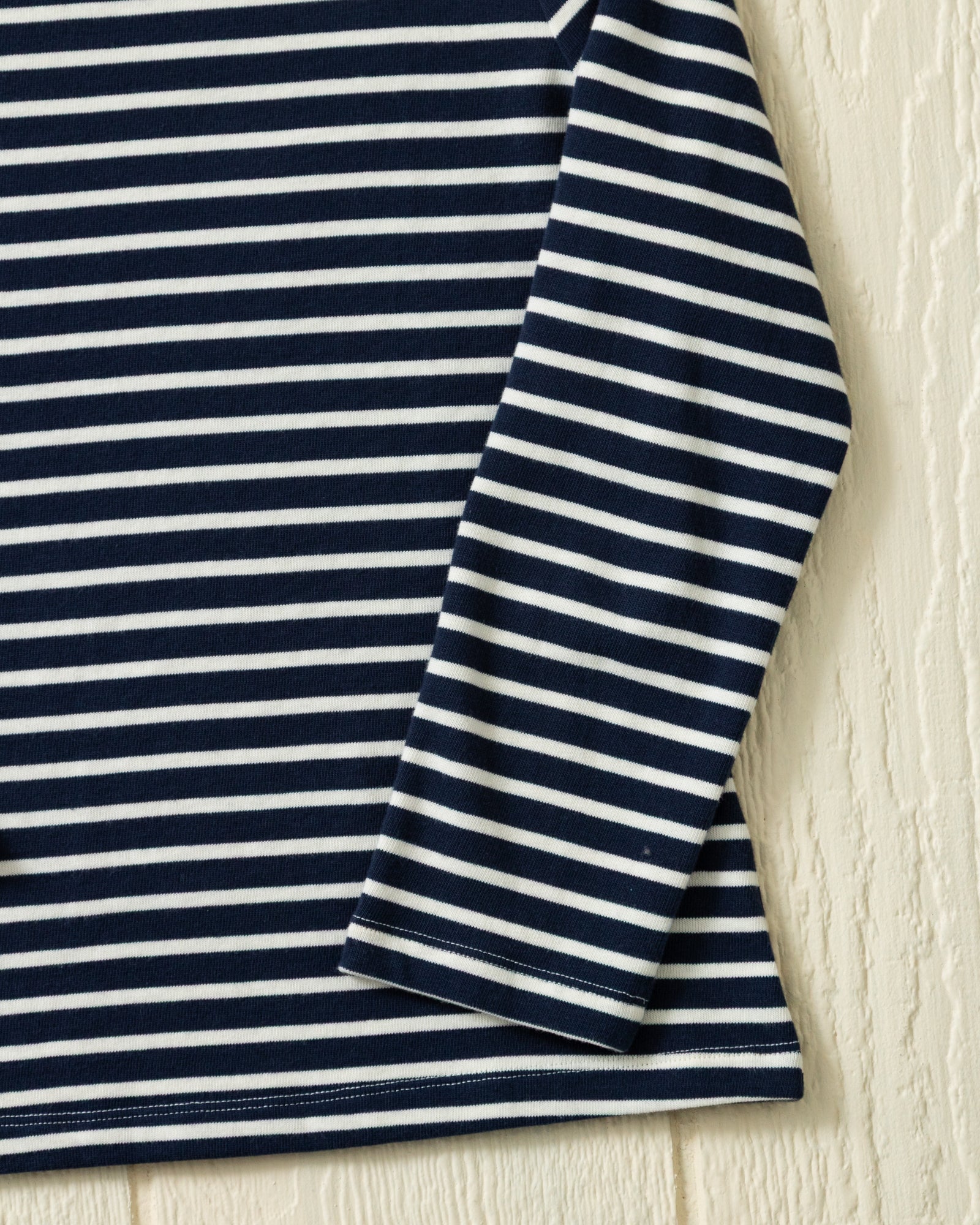 Women’s Breton Stripe Boatneck Tee in Navy/Off White - Image 3