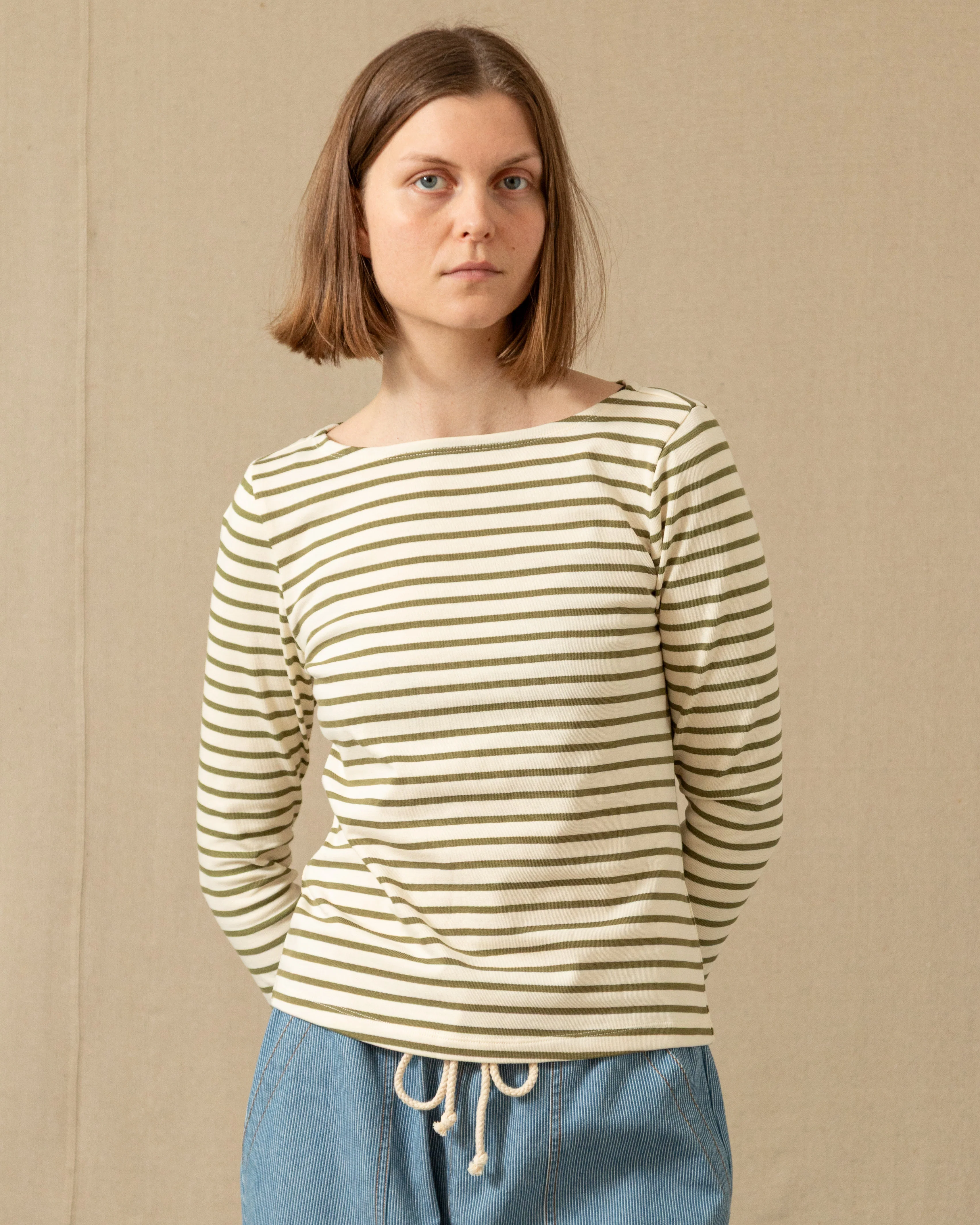Women’s Breton Stripe Boatneck Tee in Off White/Olive - Image 4