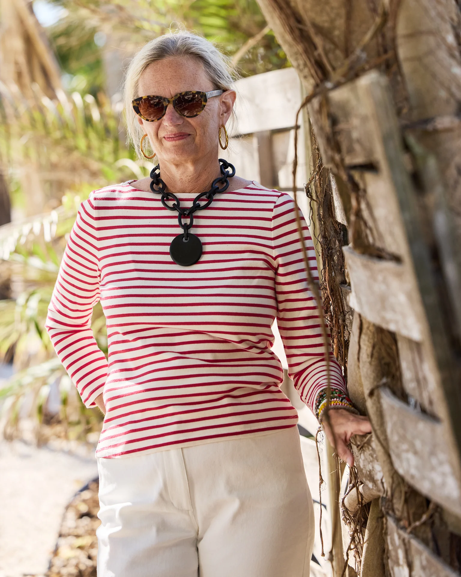 Women’s Breton Stripe Boatneck Tee in Off White/Red - Image 7