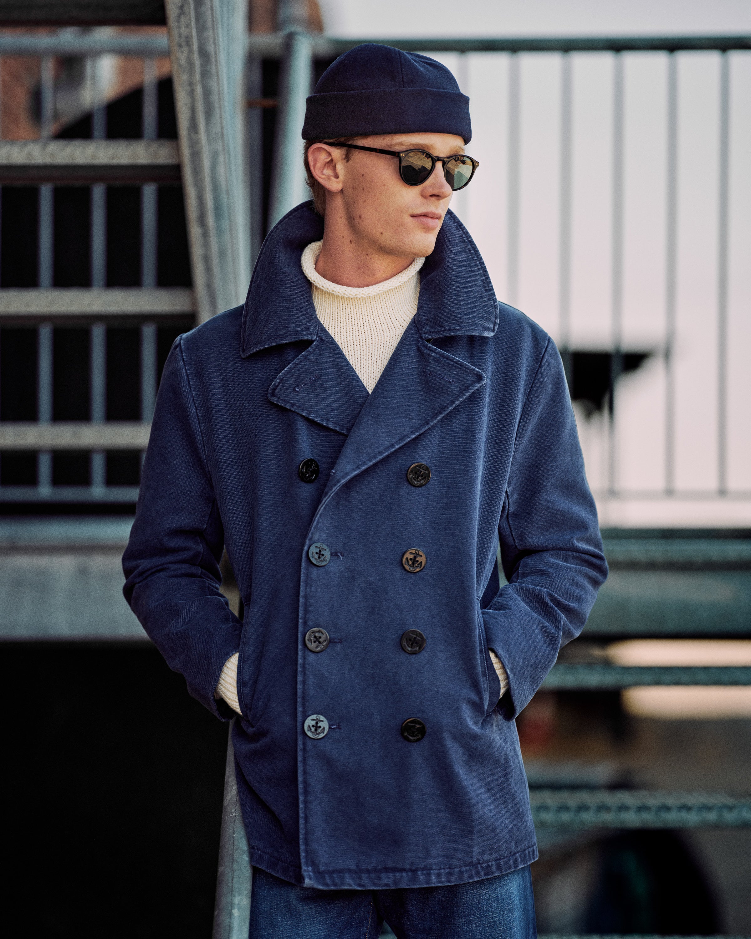 Wool Felt Harbour Cap in Navy - Image 3